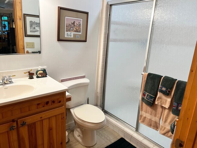 Photo - 971 Riverwind Rd Unidad Moose Lodge