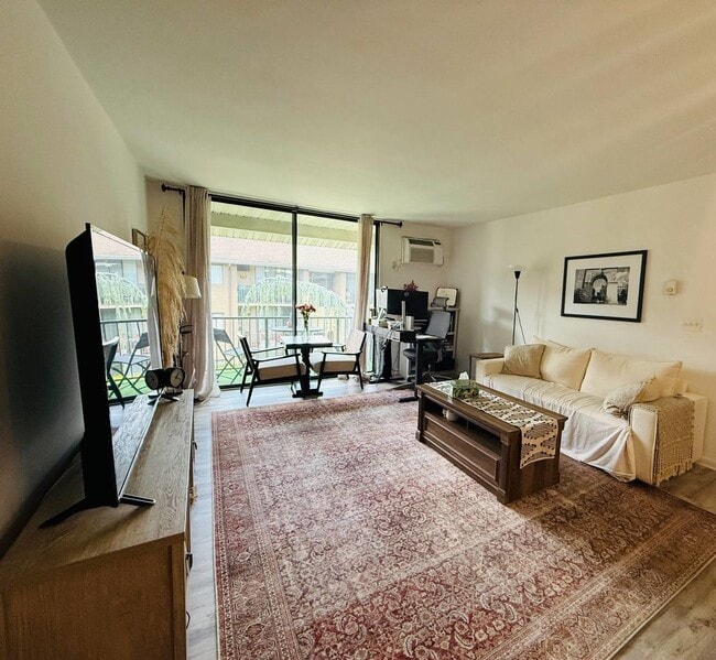 Photo - 460 Liberty St Unit 312