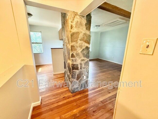 Photo - 341 Ohio Ave