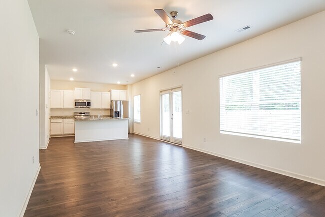 Photo - 5628 Timber Leaf Lp