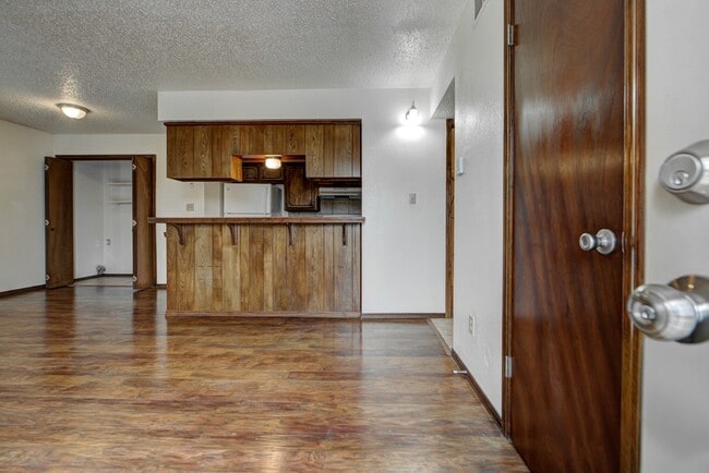 1315 Glen Oaks Ct Unidad 4