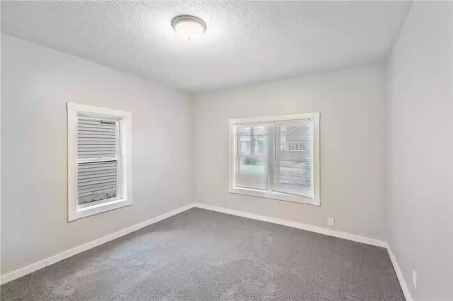 Photo - 1609 3rd St NE Unit 1609 1