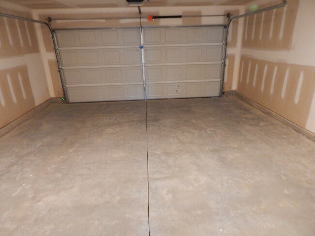 Photo - 736 Wolverine Ln