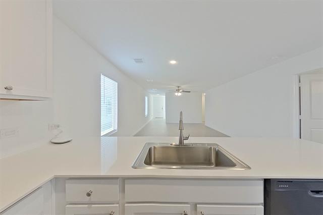 Photo - 843 Ponderosa Ln