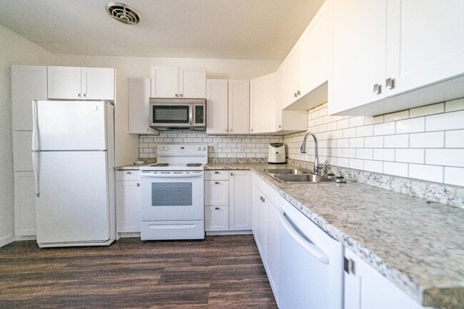 Photo - 368 Dufferin St