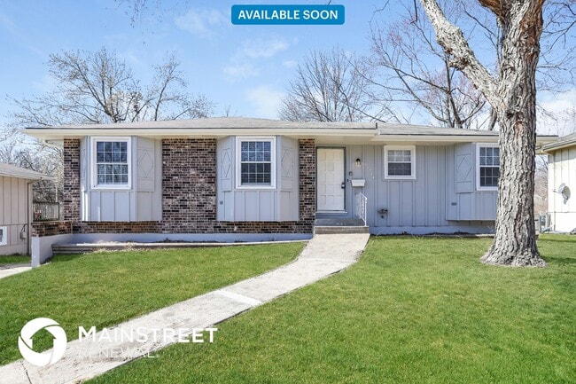 Building Photo - 13214 Lowell Ave Rental