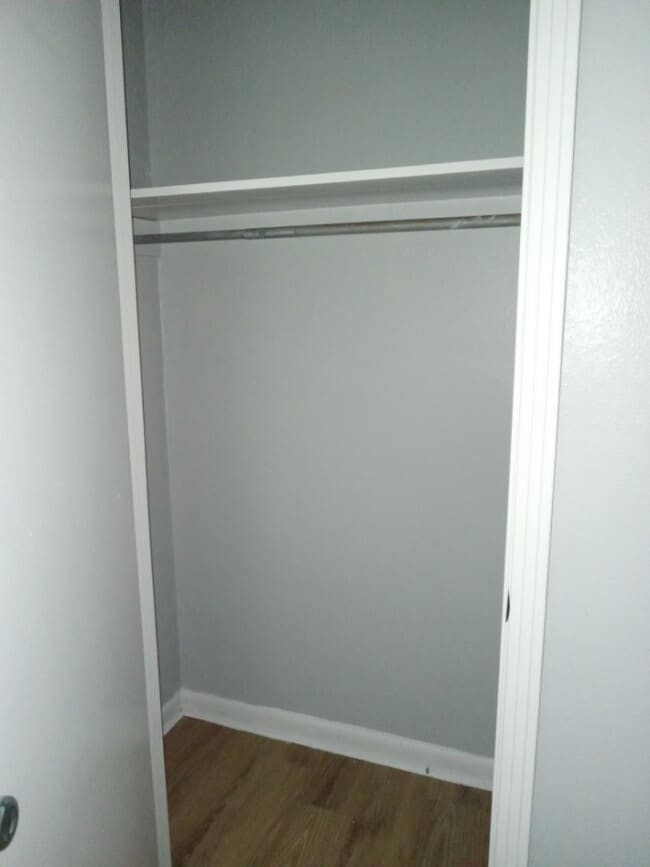 Photo - Pirate Cove Apartments 23-30