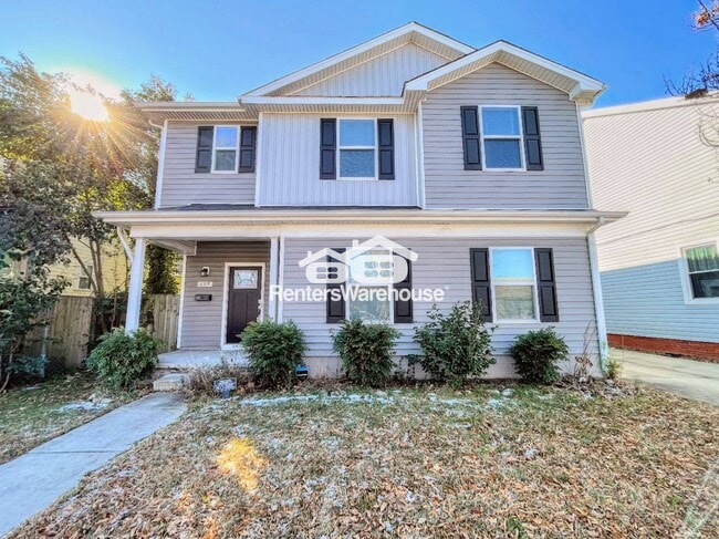 Building Photo - 609 W 29th St