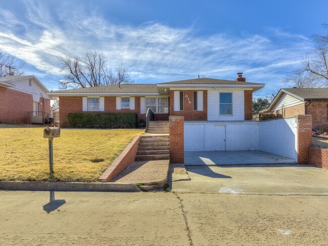 Photo - 316 W Bass Ave
