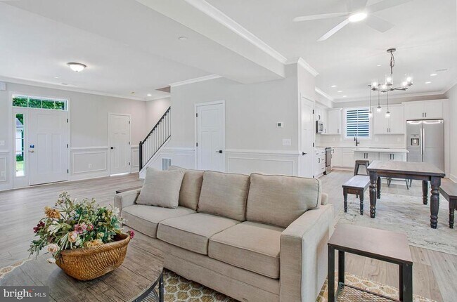 Photo - 1316 Juniper St