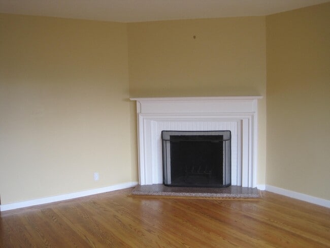 Photo - 136 Molimo Dr