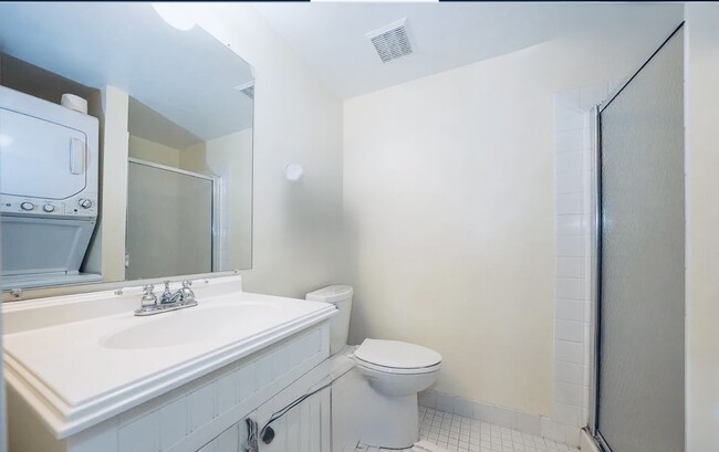 Photo - 620 Washington Pl Unit 620 Washington Pl