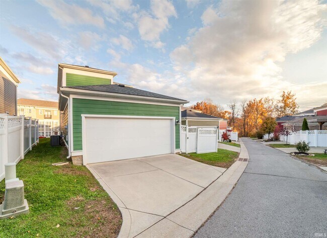 Photo - 1630 S Ira St