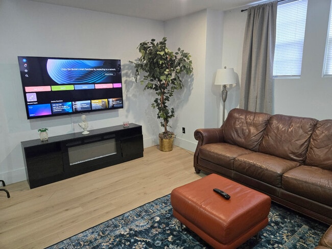 Photo - 11765 Glenfield Ave Unit SI ID1510880P