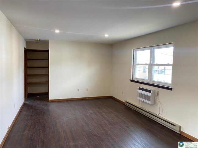 Photo - 66 S Lea St Unit 3