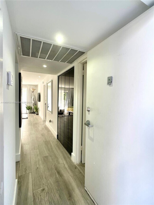 Photo - 1025 Alton Rd