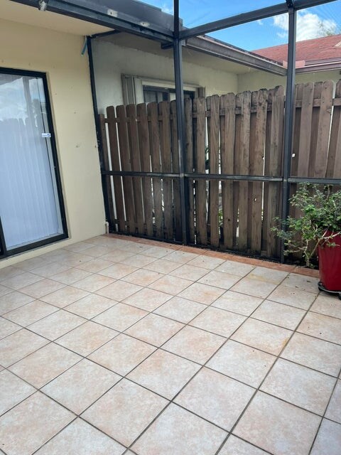 Photo - 4423 Woodstock Dr