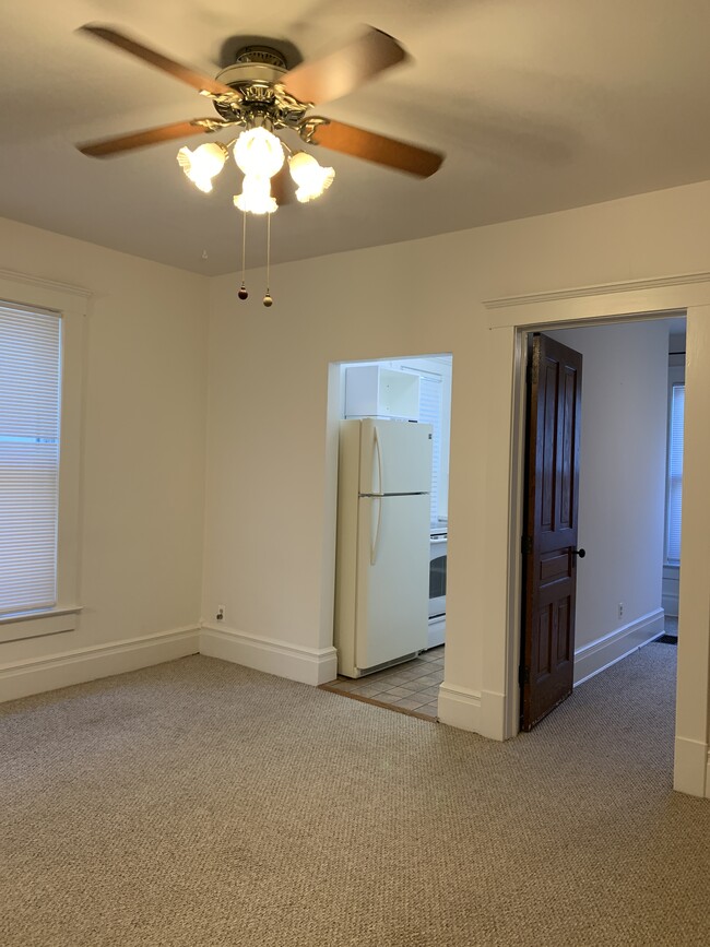 Photo - 118 N Thayer St Unidad Apt1