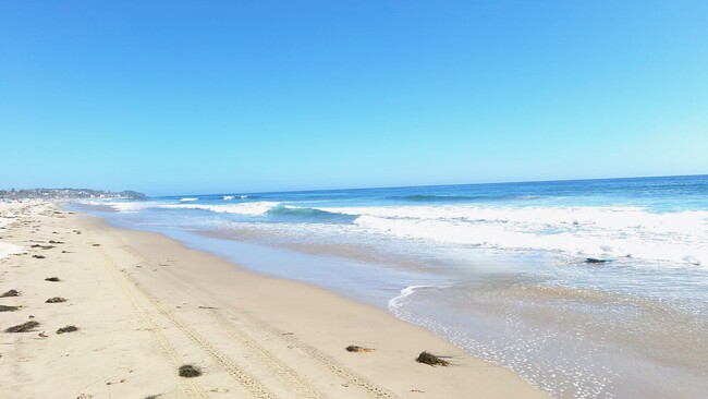 Residents-only private beach access and beach club memebership included - 6216 Paseo Canyon Dr House