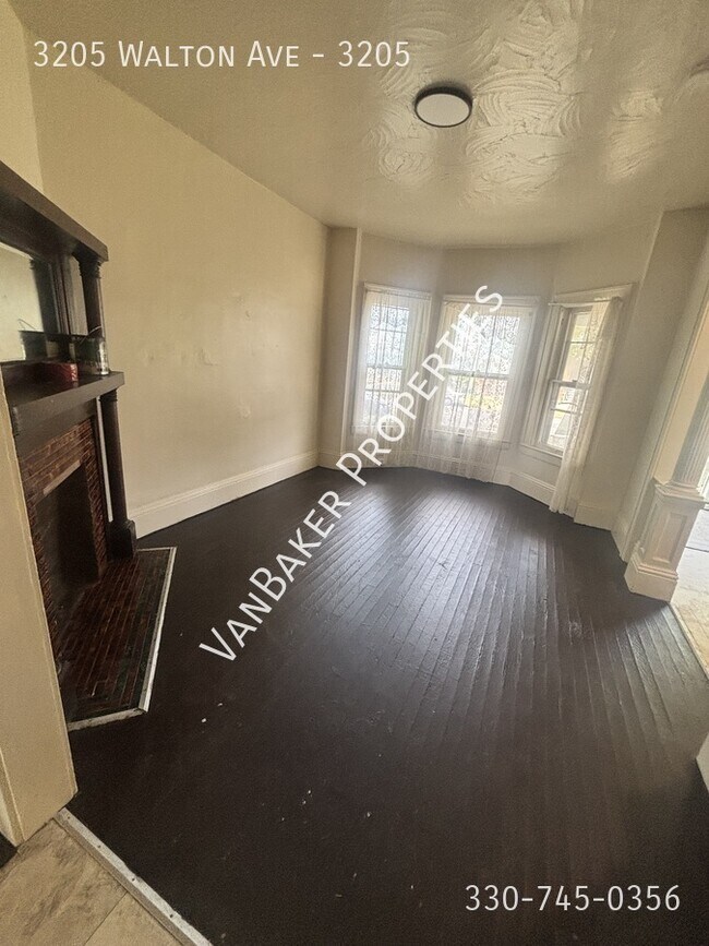 Photo - 3205 Walton Ave Unit 3205