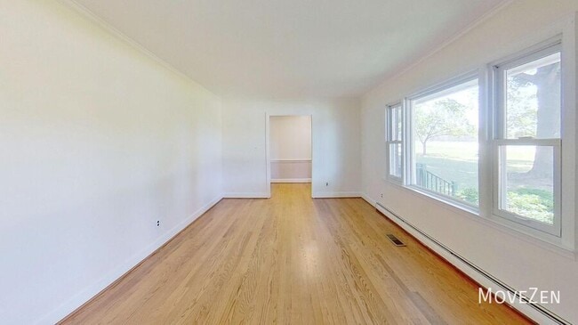 Photo - 654 Meadowlark Dr
