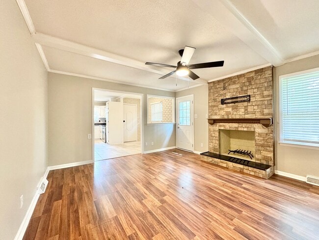 Photo - 5303 Ainsworth Dr