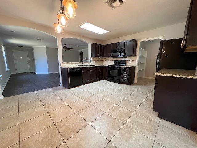 Photo - 140 Fall Creek Dr