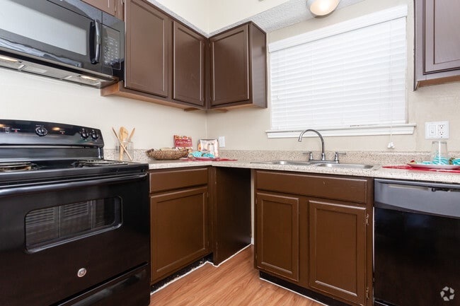 1BR,1BA-672sft