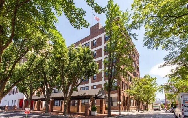 Photo - Luxurious 1-Bed/1-Bath Condo At Bridgeview Place! Available January 2026! Unit 114