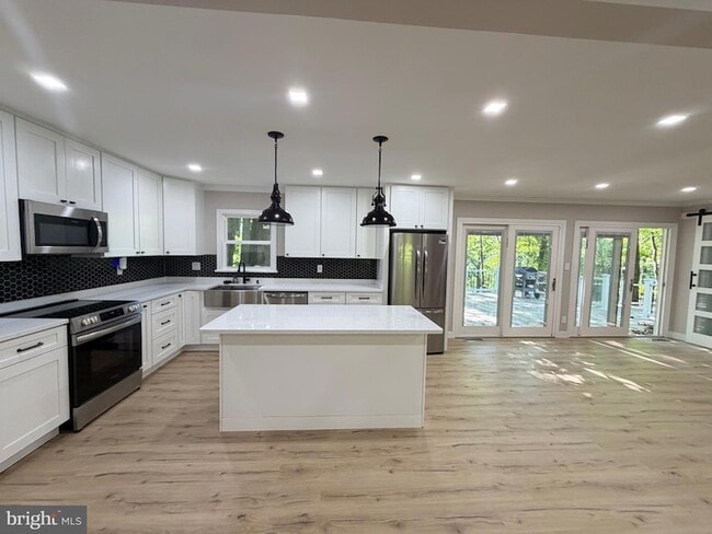 Photo - 1901 Ridge Rd