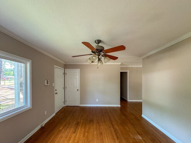 Photo - Charming 3 Bed 2 Bath Fayetteville Home with Fenced Yard