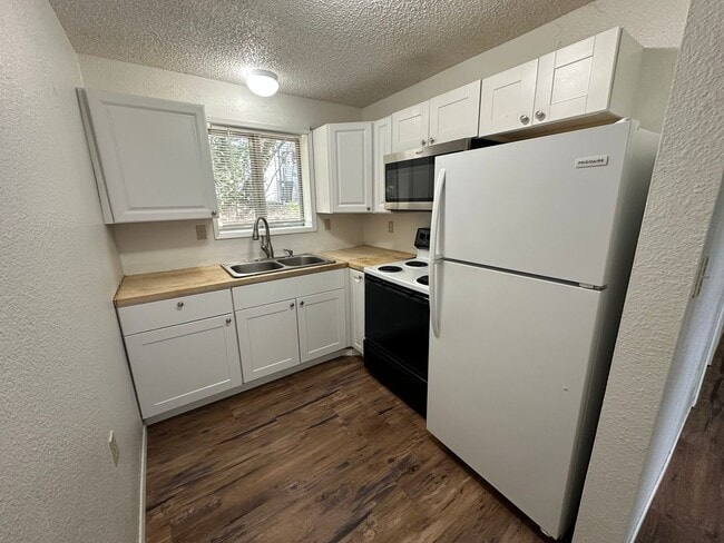 Photo - 2 bedroom 1 bath duplex