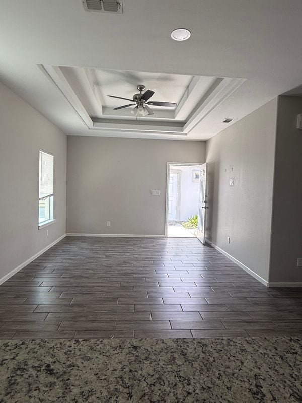 5800 Sandpiper Ave Unit 1