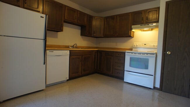 Photo - Pineview Apartments