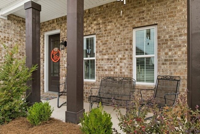 Photo - Exceptional Home in Donahue Ridge!