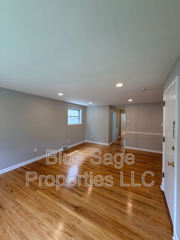 Photo - 4424 Bloomfield Ave Unidad Apt A
