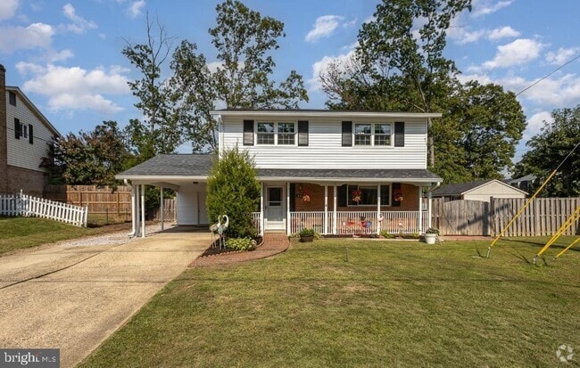 Building Photo - 6919 Rolling Rd Rental