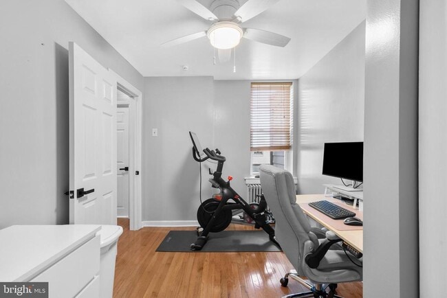 Photo - 207 Daly St
