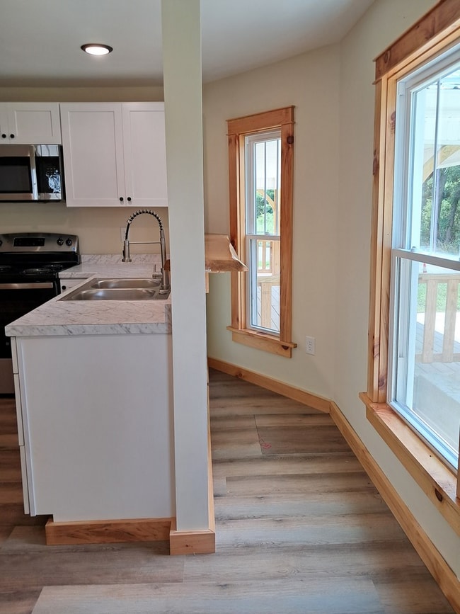 Photo - 327 B 327 Sulphur Springs Rd