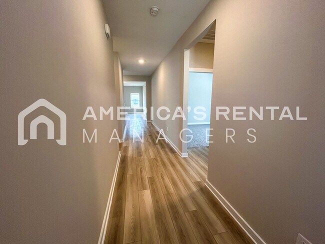 Photo - MOVE IN SPECIAL!!! - Roomy Home for Rent in Cullman, AL…6 Foot Privacy Fence. AVAILABLE NOW!! - S...