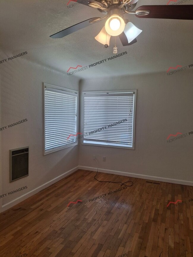 Photo - STATUS: *RENTED*  | R286 | $1495