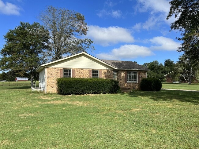 Photo - 1060 E Martin Ln