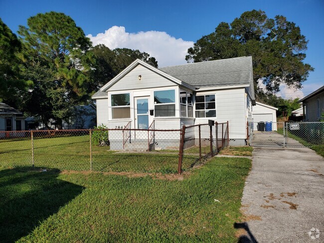 Building Photo - 2843 24th St N Rental