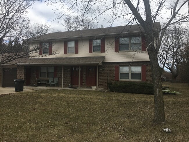 Front private entrance - 4748 S 124th St