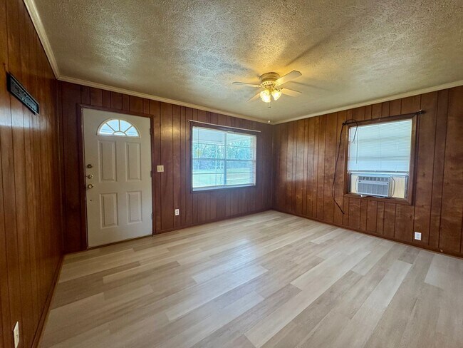 Photo - Pleasant 3/1 Brick Home in Rural Marianna