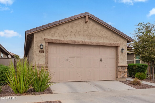 Photo - 14202 W Willow Ave