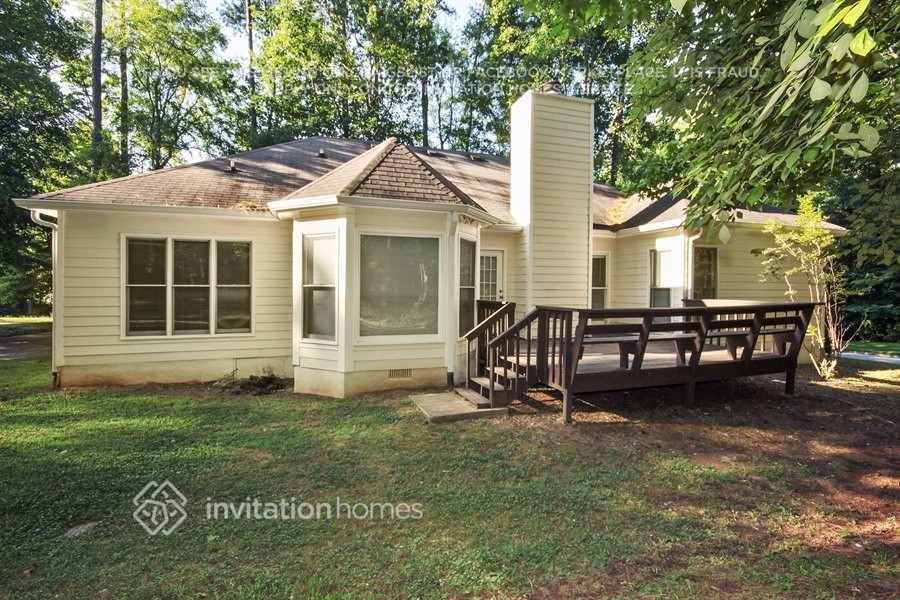 Photo - 235 Fairview Chase Rd