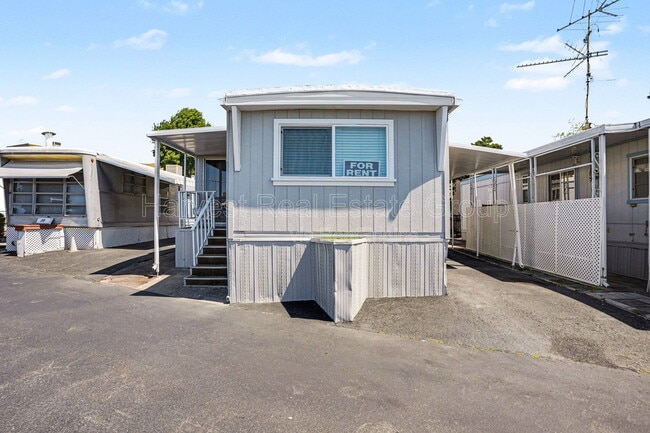 Photo - 3913 Castro Valley Blvd Unit 72