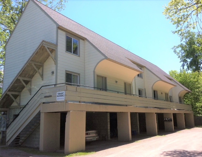 Photo - 237 Maple St Unit 5