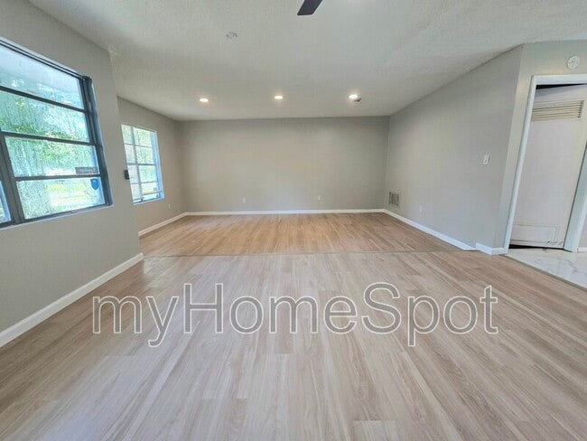 Photo - 1017 Fremont Ave